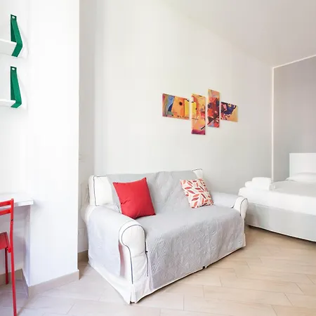 Savona Area Bright X3 Apartment